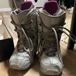 Burton Snowboard Boots (Sz 7.5)
